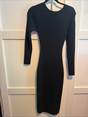 Slim Fit Black Ribbed Long Sleeve Maxi Dress